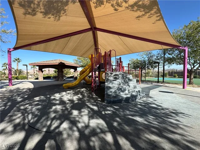 $2,995 | 856 Via Serenelia, Henderson, NV 89011