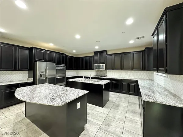 $2,995 | 856 Via Serenelia, Henderson, NV 89011