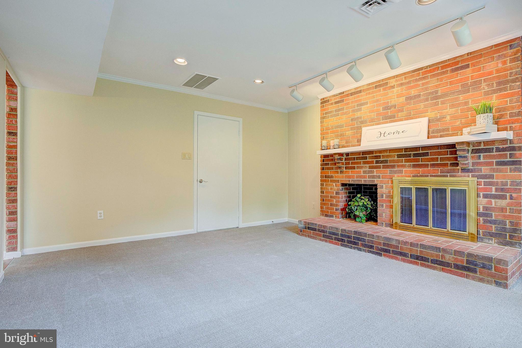 3301 Beret Lane Silver Spring, MD 20906 - Photo 14 of 39 Gallery Image 14