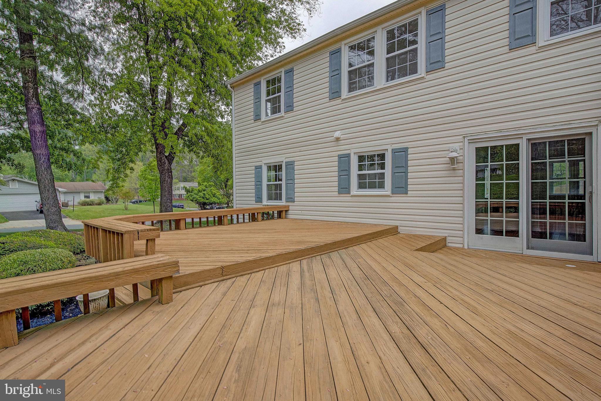 3301 Beret Lane Silver Spring, MD 20906 - Photo 31 of 39 with Bench seats