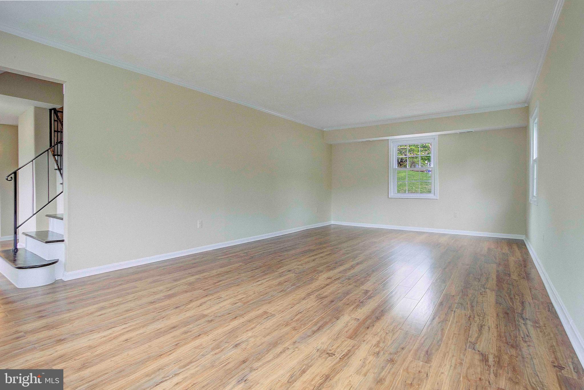 3301 Beret Lane Silver Spring, MD 20906 - Photo 5 of 39 Large Livingroom