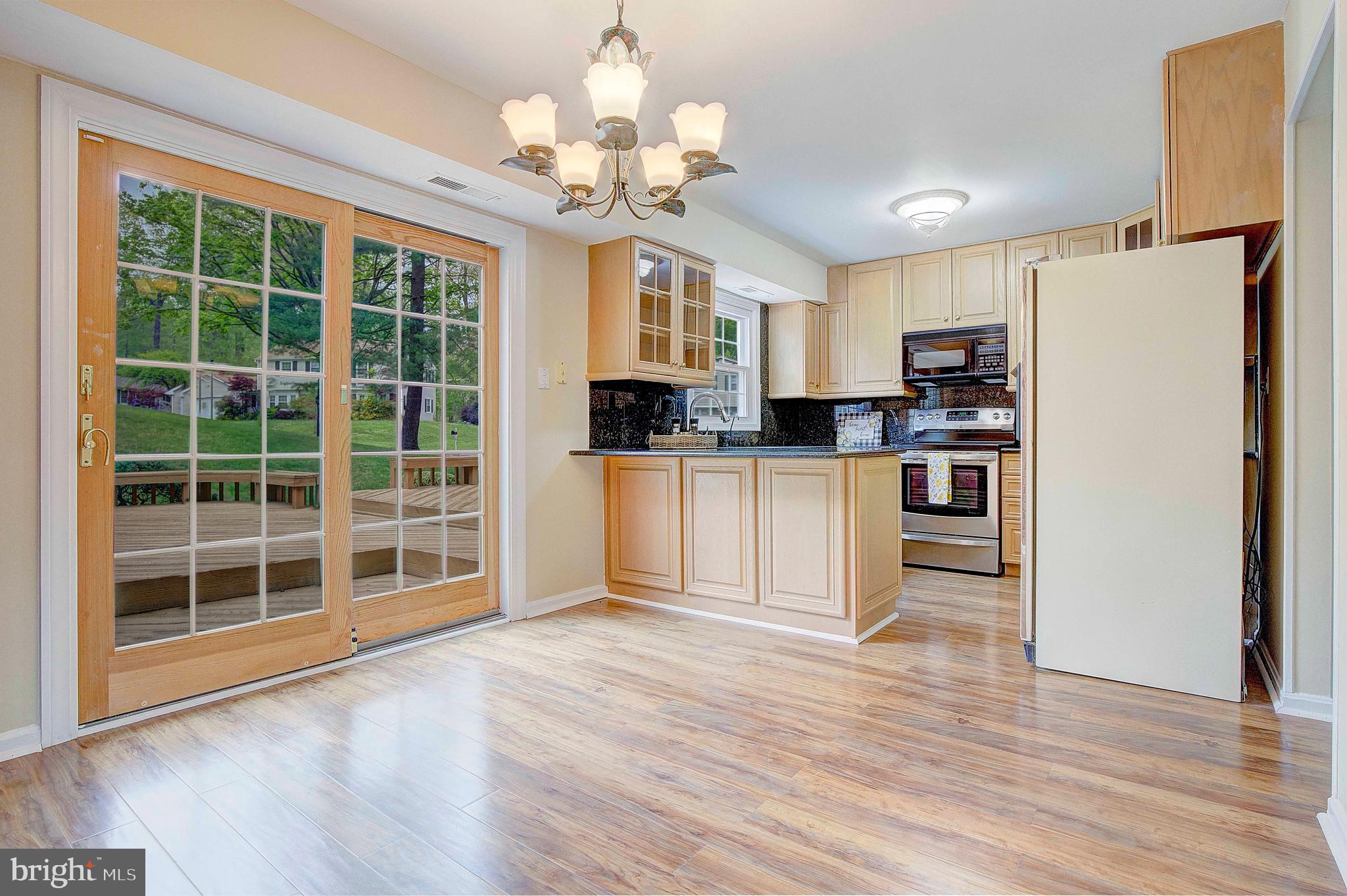3301 Beret Lane Silver Spring, MD 20906 - Photo 10 of 39 Breakfast area