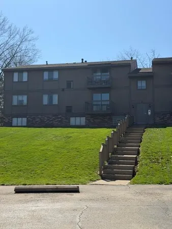 $82,900 | 2467 Brook Ledge Road, Unit 23B, Bridgeville, PA 15017
