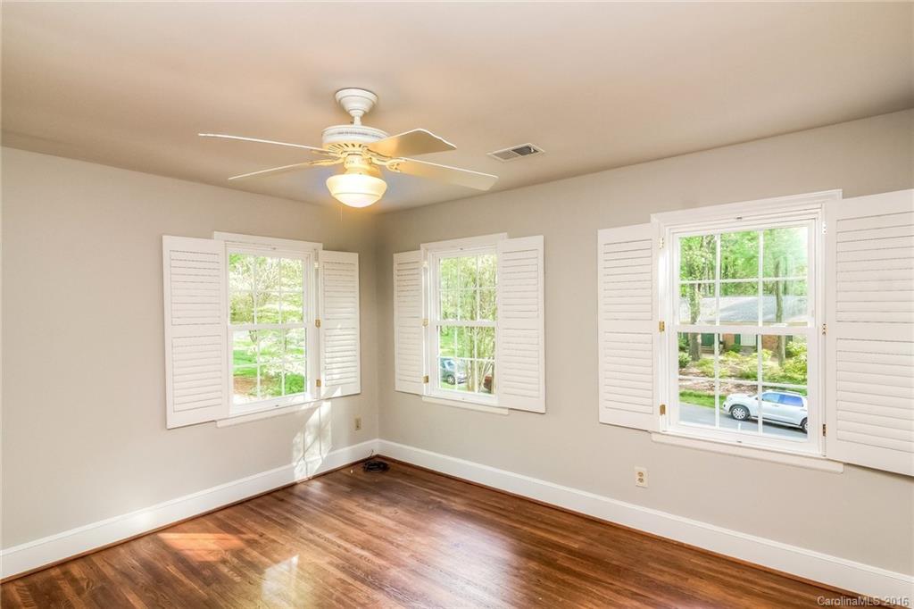 5951 Gate Post Road Charlotte, NC 28211 - Photo 17 of 21 Gallery Image 17