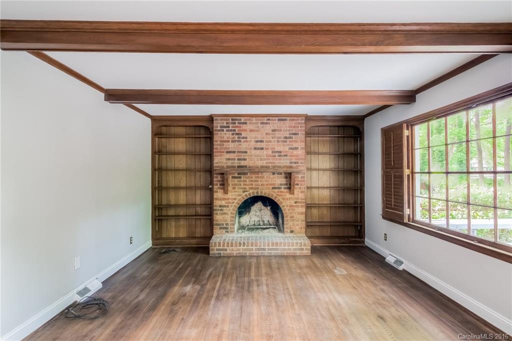 5951 Gate Post Road Charlotte, NC 28211 - Photo 3 of 21 Gallery Image 3