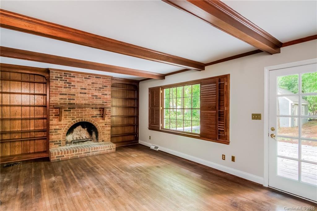 5951 Gate Post Road Charlotte, NC 28211 - Photo 4 of 21 Gallery Image 4