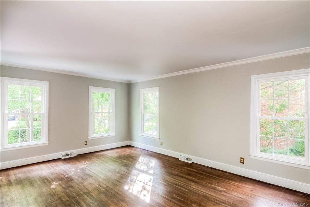 5951 Gate Post Road Charlotte, NC 28211 - Photo 10 of 21 Gallery Image 10