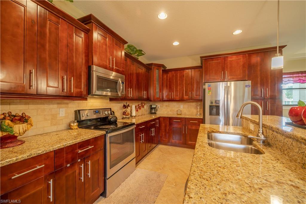 18261 Hemlock Road Fort Myers, FL 33967 - Photo 9 of 28