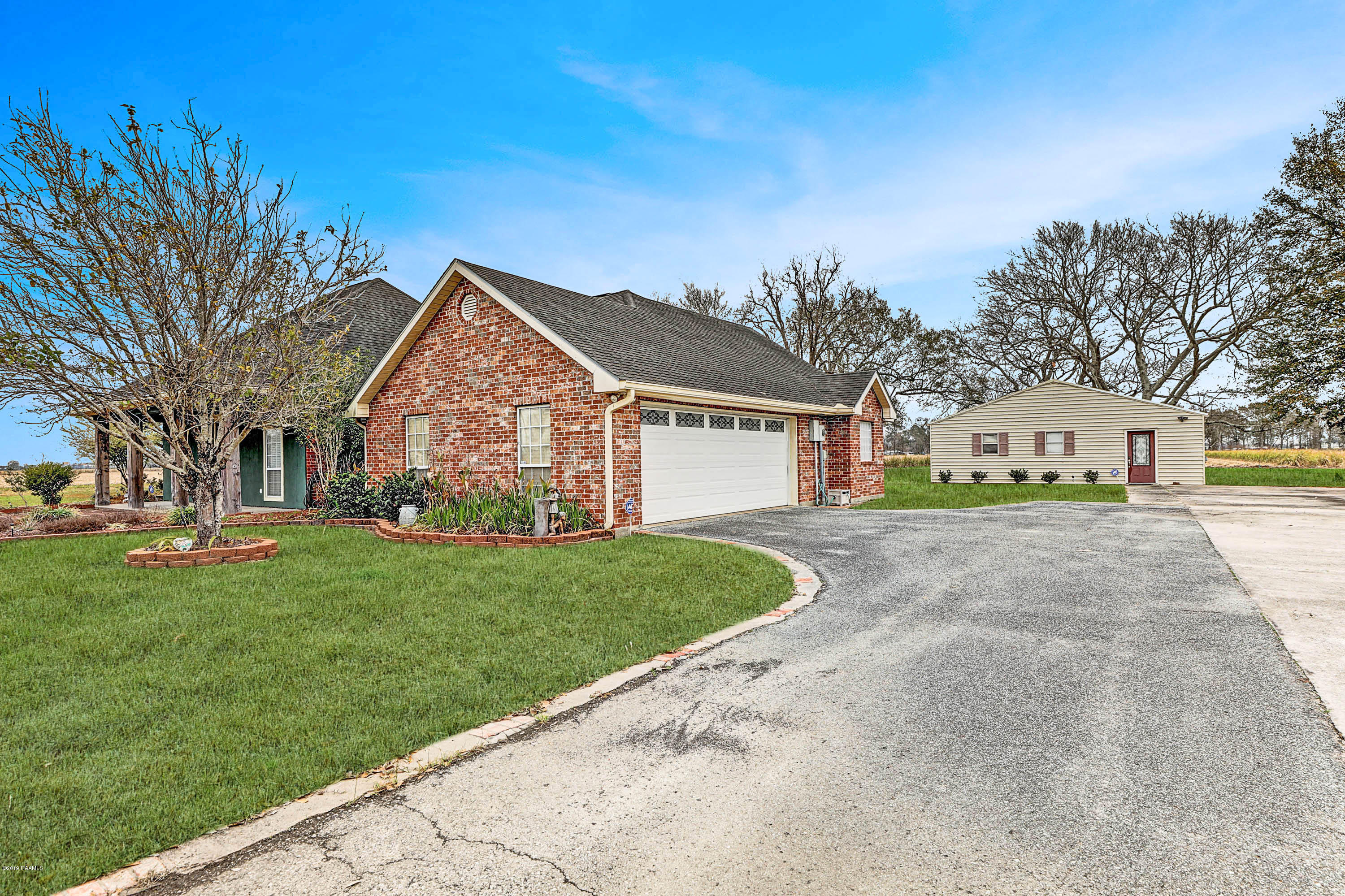 5217 Norris Road New Iberia, LA 70560 - Photo 4 of 41 Gallery Image 4