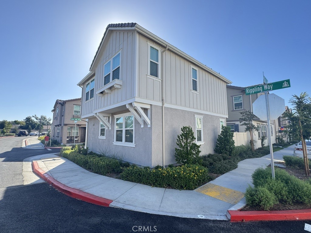 10201 Oxbow Loop Riverside, CA 92503 - Photo 4 of 39