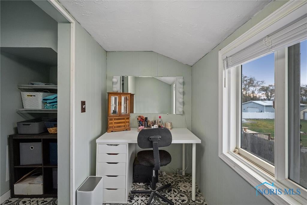 5844 Seaman Road Oregon, OH 43616 - Photo 21 of 26 Gallery Image 21