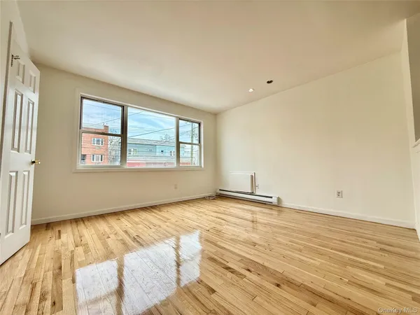 $2,350 | 20-14 College Point Boulevard, Unit 2 | College Point