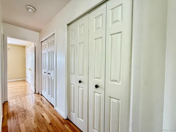 $2,350 | 20-14 College Point Boulevard, Unit 2 | College Point