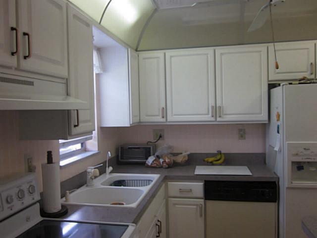 1987 Southwest Palm City Road, Unit 45D Stuart, FL 34994 - Photo 3 of 15 Gallery Image 3