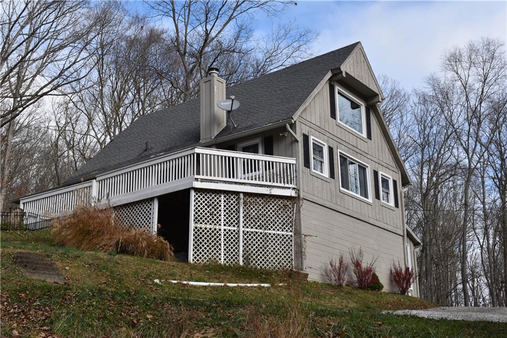 12930 West Baker Hollow Road Columbus, IN 47201 - Photo 3 of 50