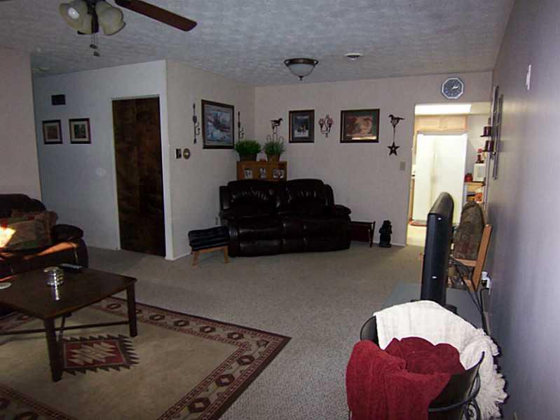 5510 East Pitchin Road Springfield, OH 45502 - Photo 2 of 21