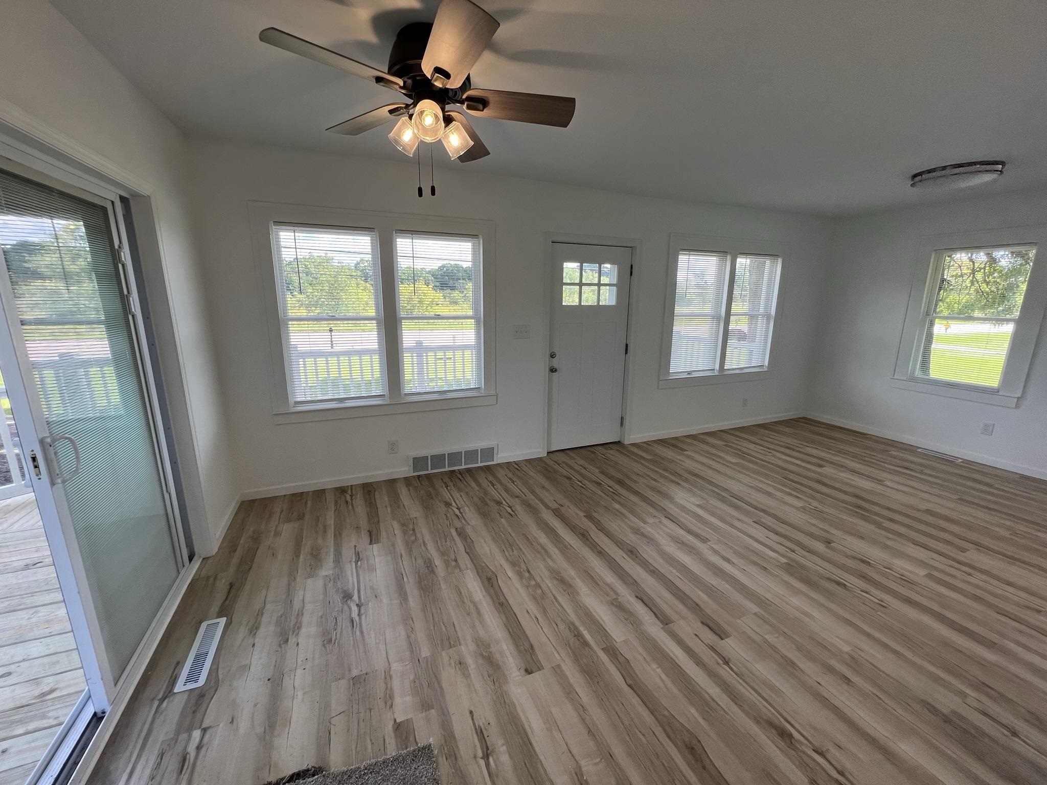 5383 Clio Road Flint, MI 48504 - Photo 2 of 21