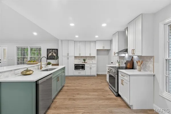 $1,200,000 | 519 Whippoorwill View Drive, Wright City, MO 63390
