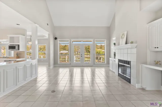 $455,000 | 13538 Bayou Terrace Drive, St. Amant, LA 70774