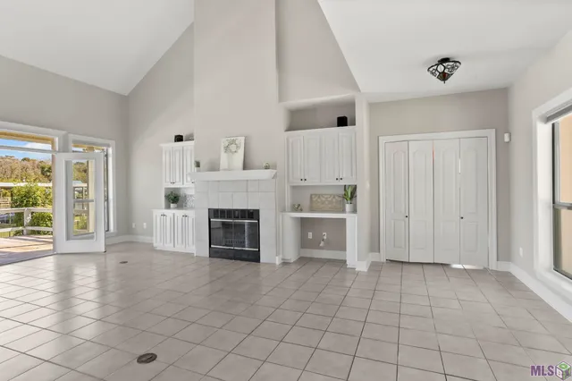 $455,000 | 13538 Bayou Terrace Drive, St. Amant, LA 70774