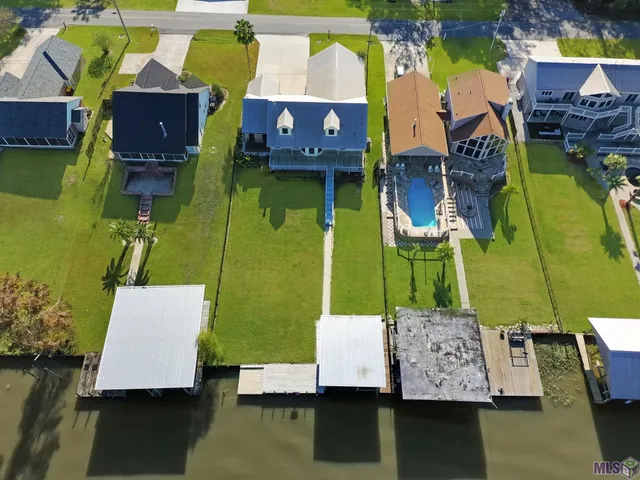 $465,000 | 13538 Bayou Terrace Drive, St. Amant, LA 70774