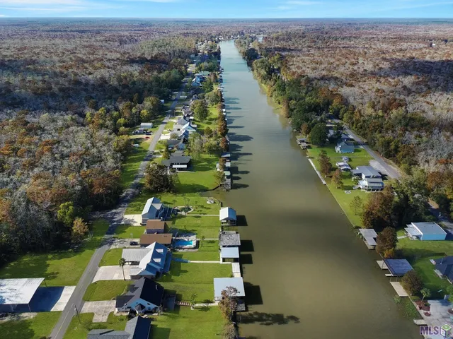 $465,000 | 13538 Bayou Terrace Drive, St. Amant, LA 70774