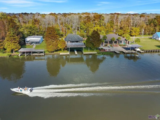 $465,000 | 13538 Bayou Terrace Drive, St. Amant, LA 70774