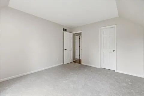 $529,000 | 5204 West 112th Street, Leawood, KS 66211