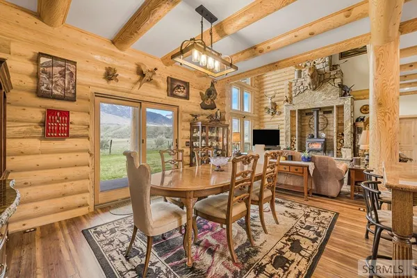 $1,285,000 | 4550 Highway 93, Mackay, ID 83251
