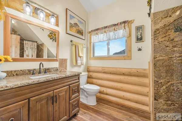 $1,285,000 | 4550 Highway 93, Mackay, ID 83251