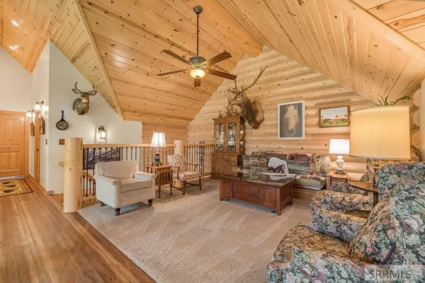 $1,285,000 | 4550 Highway 93, Mackay, ID 83251