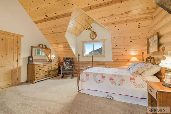 $1,285,000 | 4550 Highway 93, Mackay, ID 83251