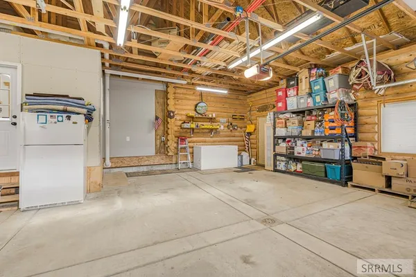 $1,285,000 | 4550 Highway 93, Mackay, ID 83251