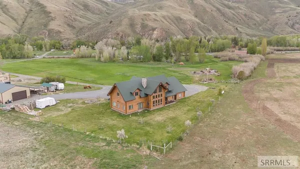 $1,285,000 | 4550 Highway 93, Mackay, ID 83251