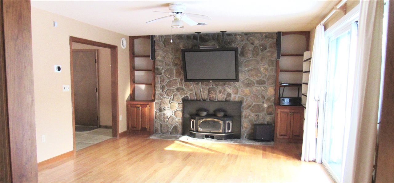 600 Hall Farm Road New London, NH 03257 - Photo 8 of 11