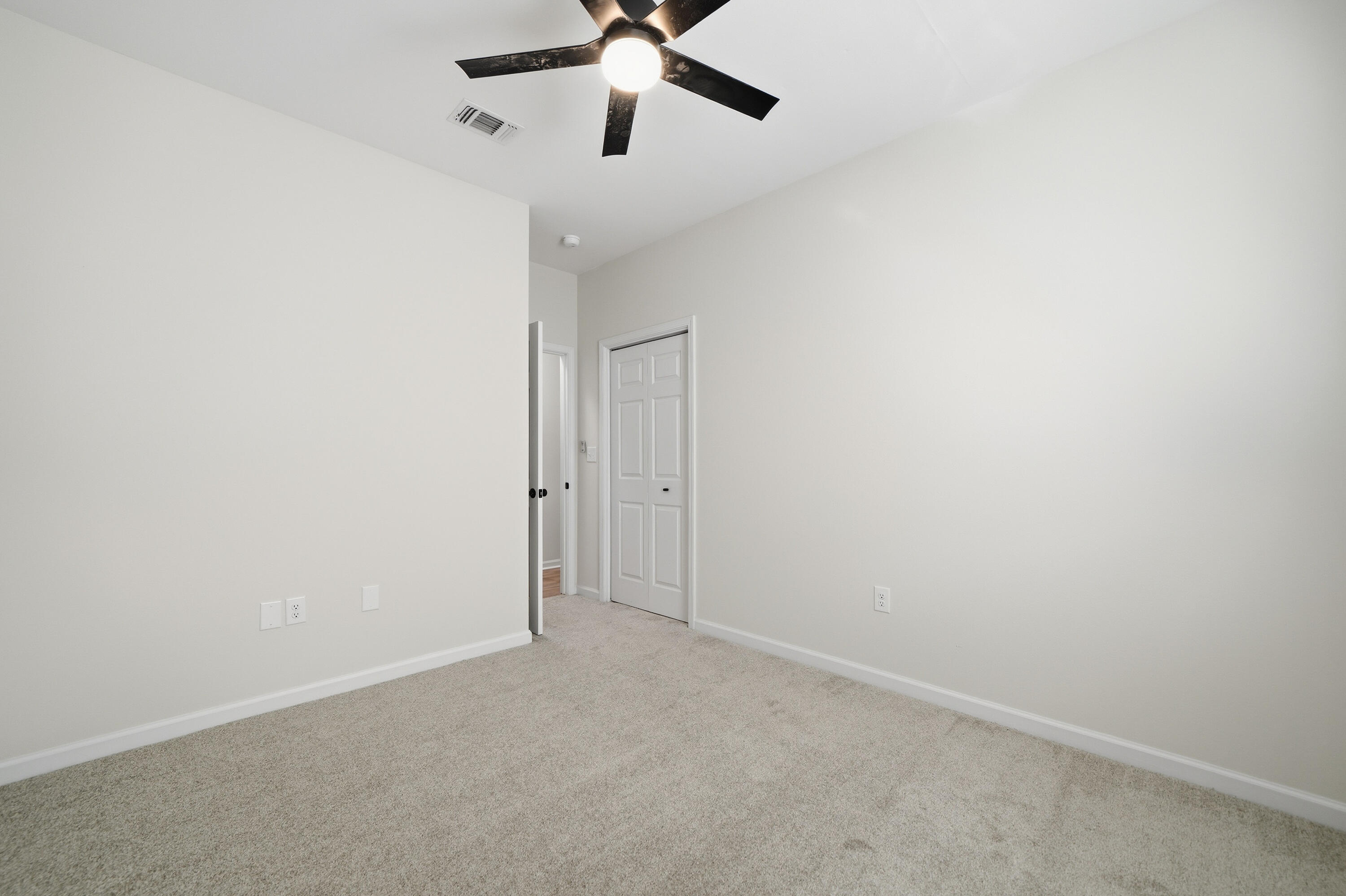 286 Jones Road Crestview, FL 32536 - Photo 23 of 34 DSC04536