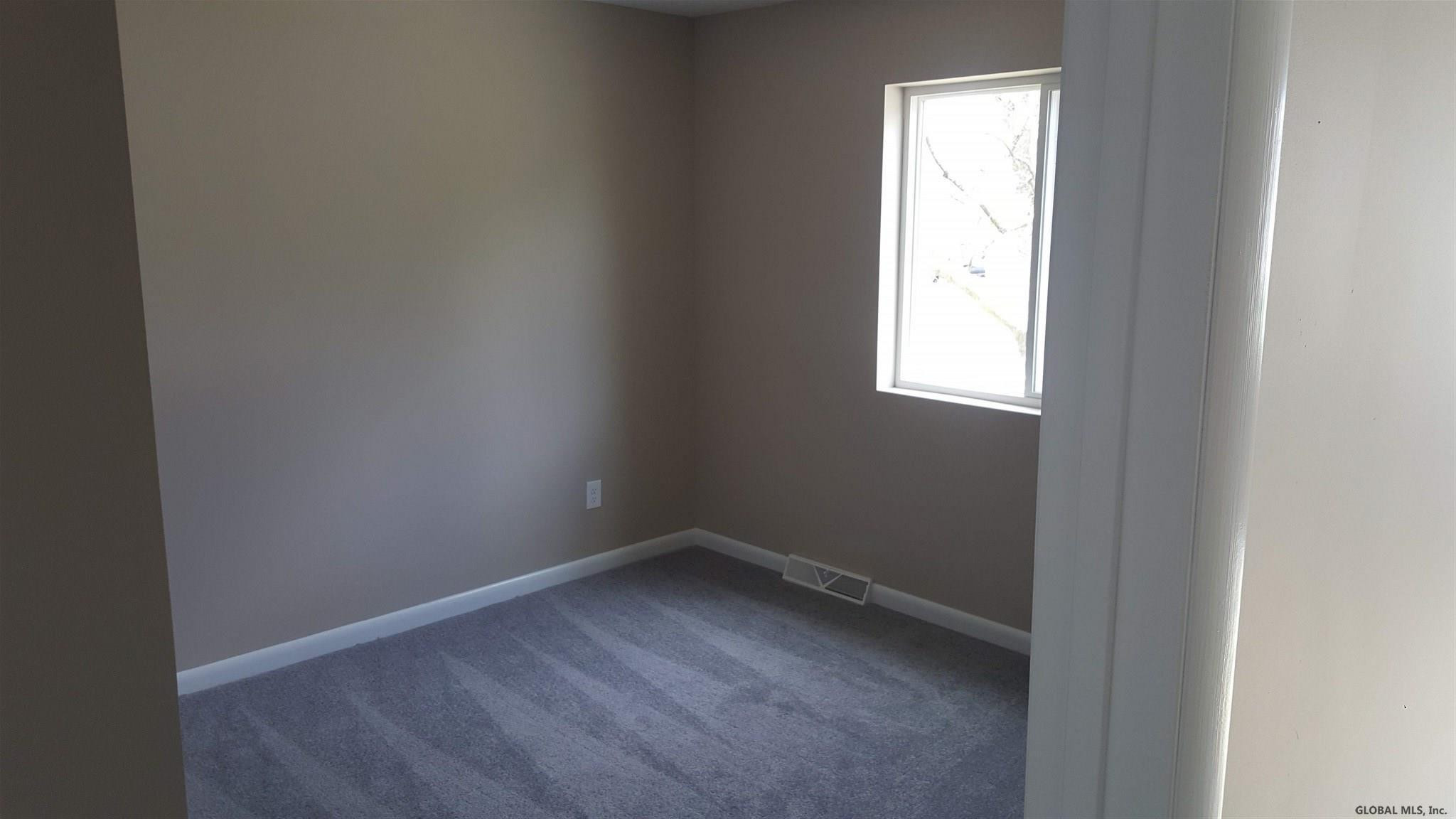 2544 Taurus Road Schenectady, NY 12304 - Photo 13 of 48 Photo 13