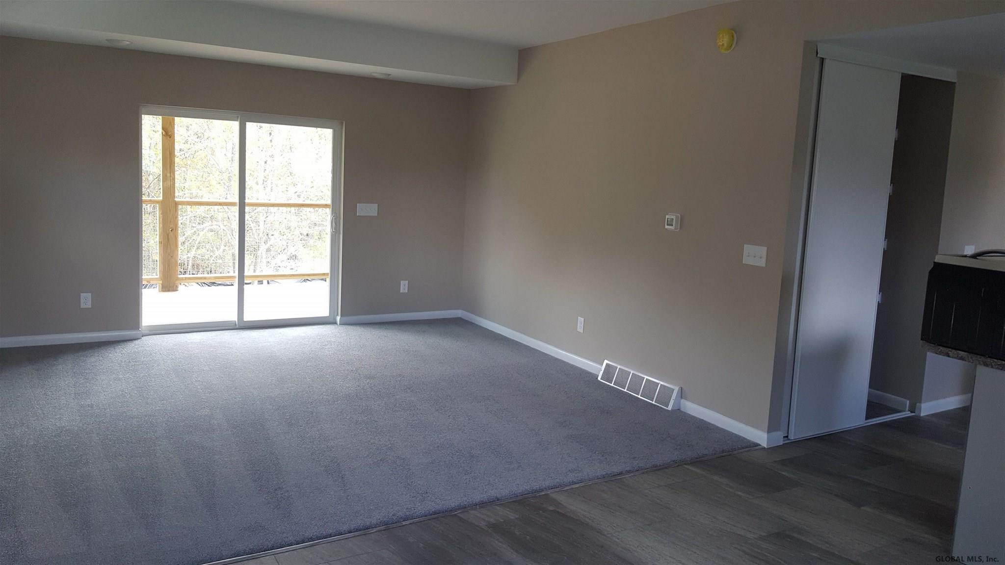 2544 Taurus Road Schenectady, NY 12304 - Photo 15 of 48 Photo 15