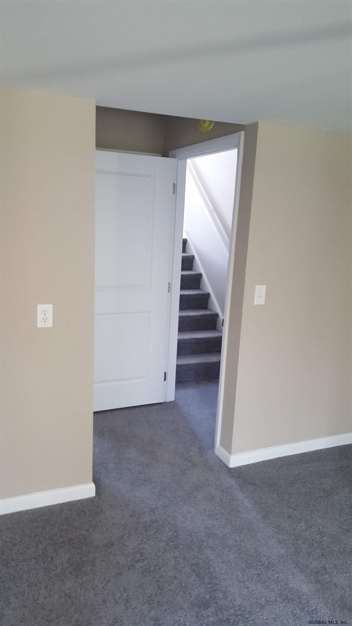 2544 Taurus Road Schenectady, NY 12304 - Photo 37 of 48 Photo 37