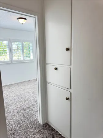 $4,295 | 19523 Friar Street, Tarzana, CA 91335