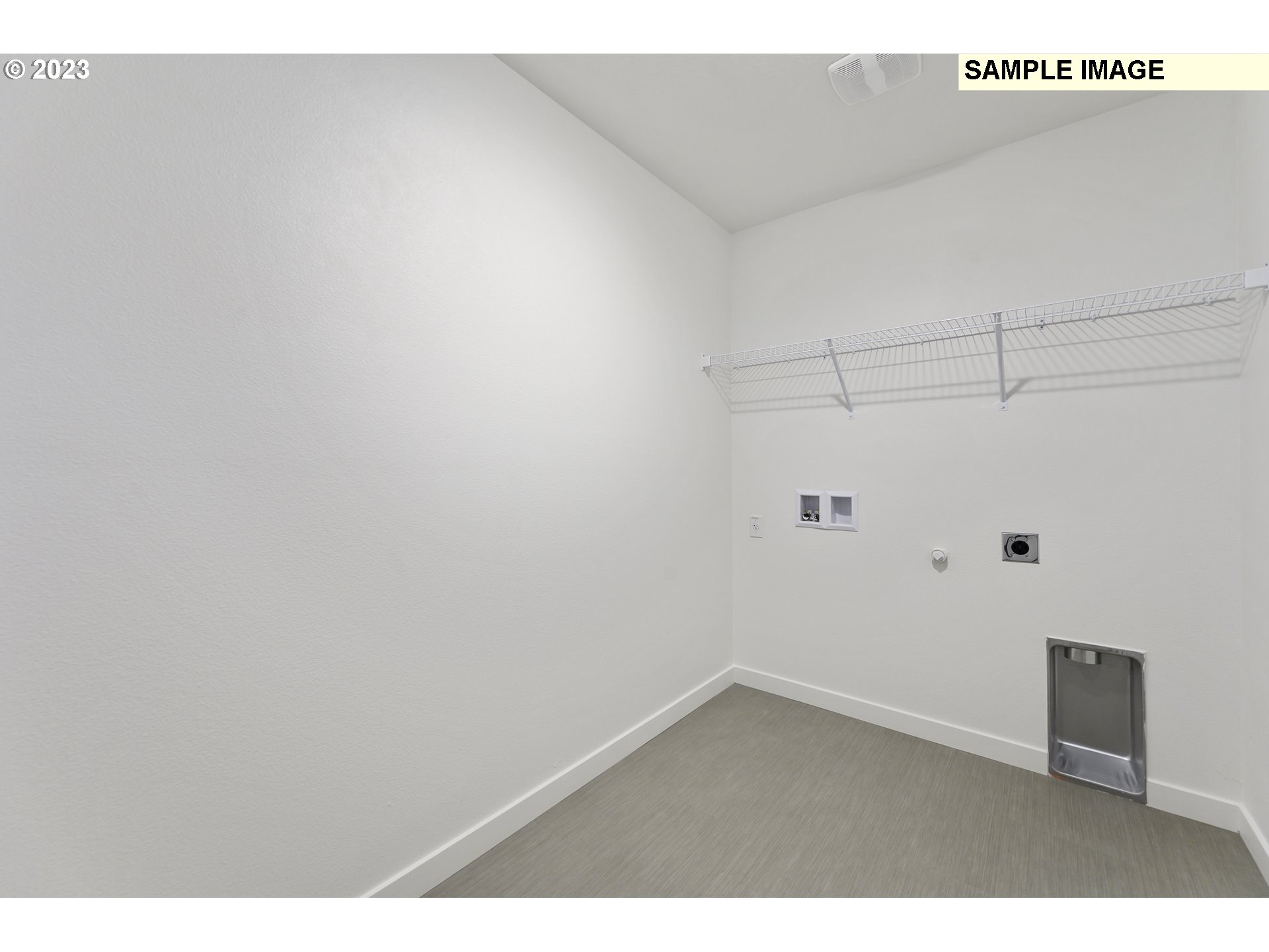 219 North 89th Loop, Unit 82 Ridgefield, WA 98642 - Photo 31 of 32 a view of an empty room