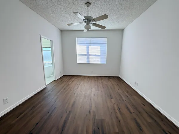$3,100 | 133 Woodlake Circle, Greenacres, FL 33463