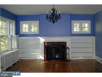 1150 River Road Ewing, NJ 08628 - Photo 2 of 12 Living Room