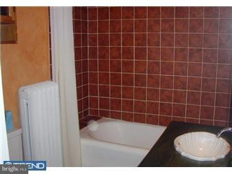 1150 River Road Ewing, NJ 08628 - Photo 11 of 12 Bathroom