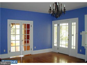 1150 River Road Ewing, NJ 08628 - Photo 3 of 12 Living Room