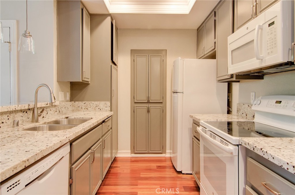 20702 El Toro Road, Unit 393 Lake Forest, CA 92630 - Photo 8 of 26