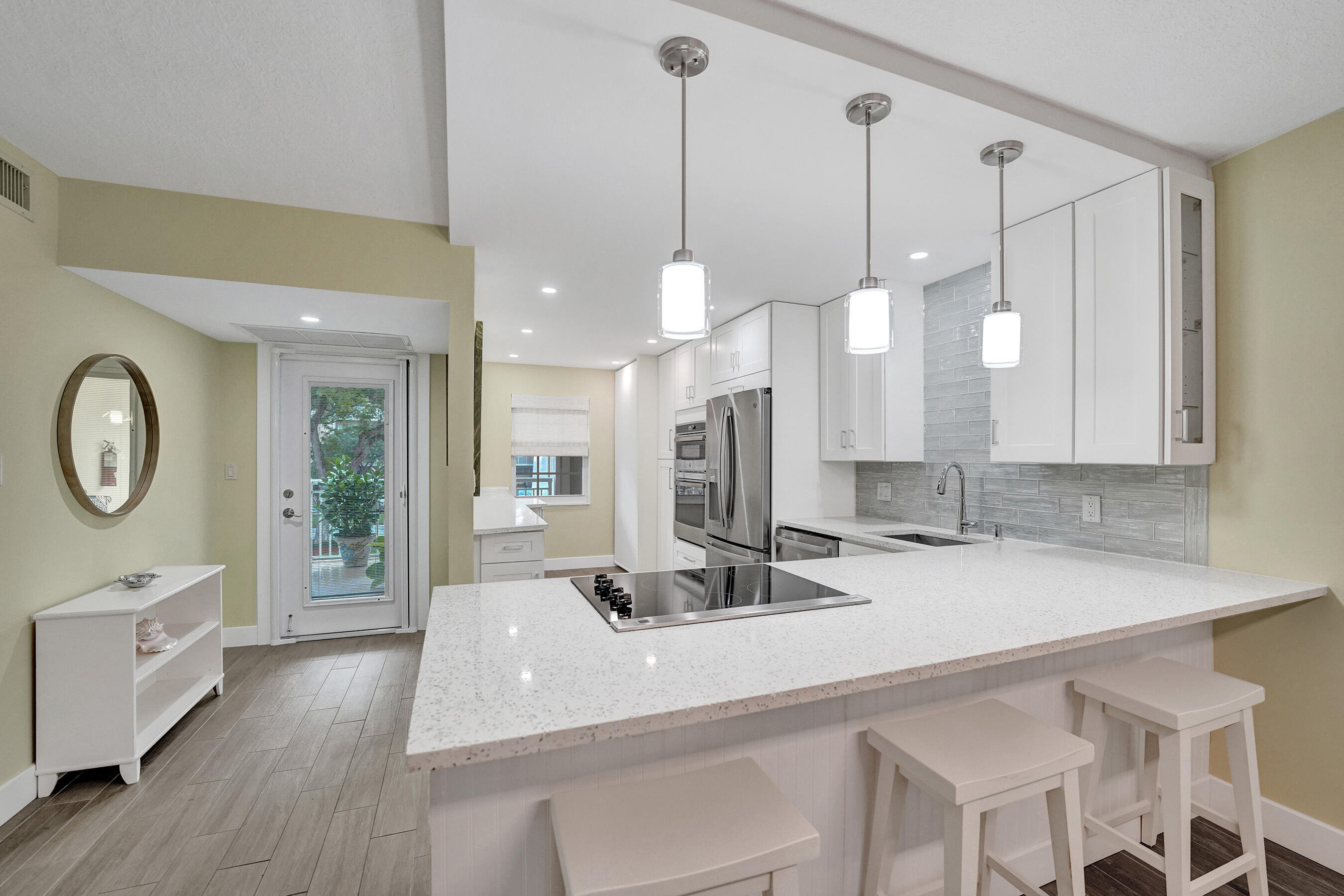 3145 Northeast 48th Court, Unit 215 Lighthouse Point, FL 33064 - Photo 11 of 46 Kitchen #8 215