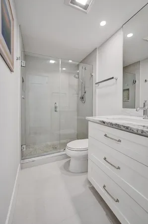 $435,000 | 3145 Northeast 48th Court, Unit 215, Lighthouse Point, FL 33064