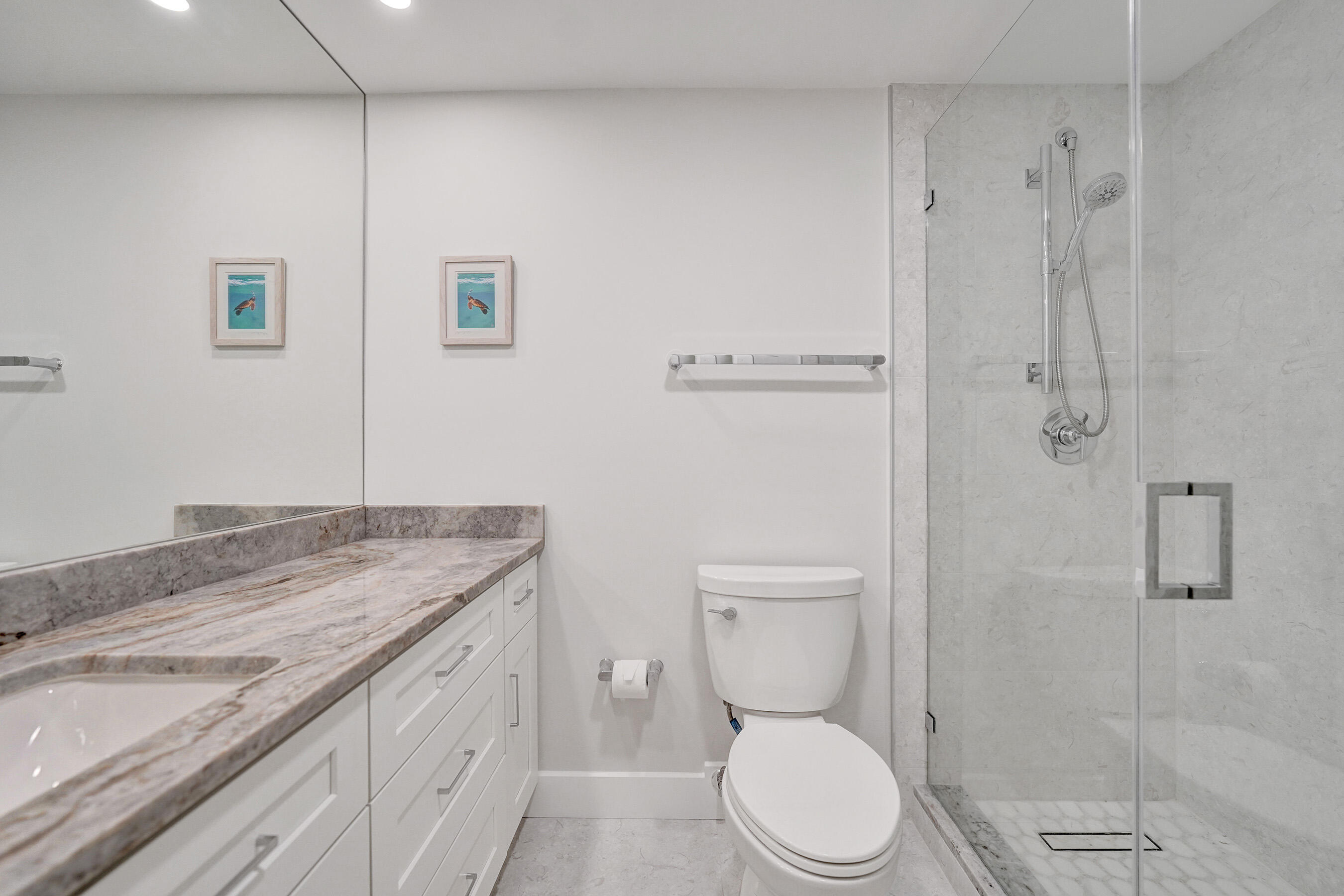 3145 Northeast 48th Court, Unit 215 Lighthouse Point, FL 33064 - Photo 21 of 46 Primary Bathroom #1 215