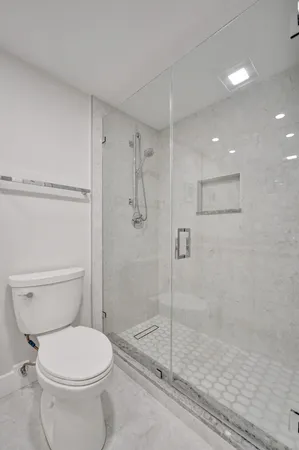 $435,000 | 3145 Northeast 48th Court, Unit 215, Lighthouse Point, FL 33064